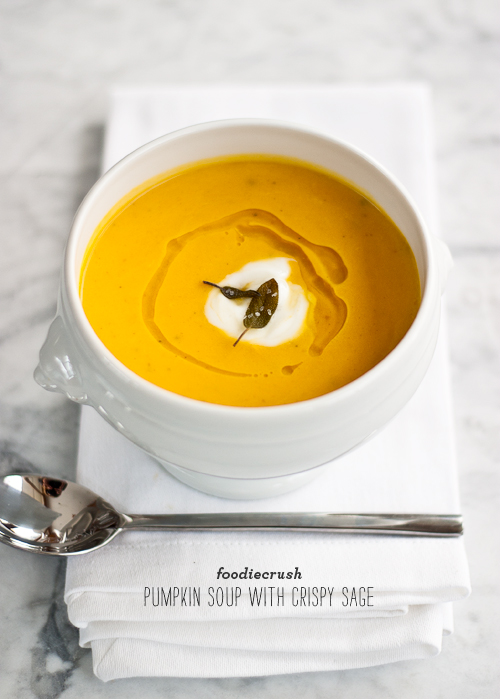 foodiecrush-pumpkin-soup